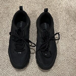 Under Armour Men's Black Athletic Shoes
